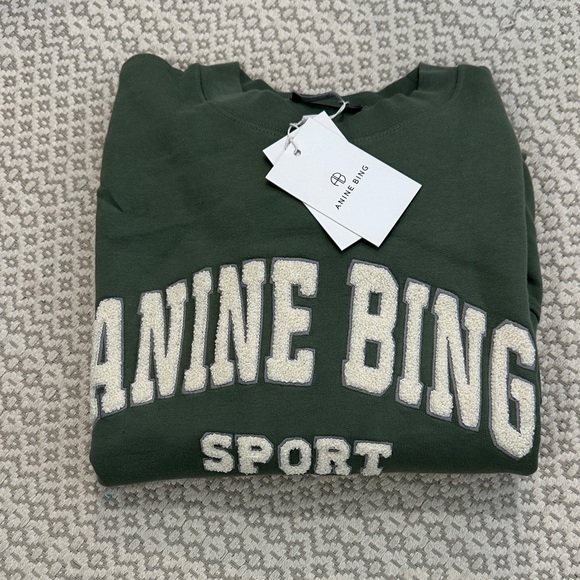 Anine Bing Tops - Anine Bing - Tyler Sweatshirt in Artichoke